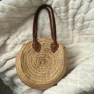 Handwoven straw shoulder bag